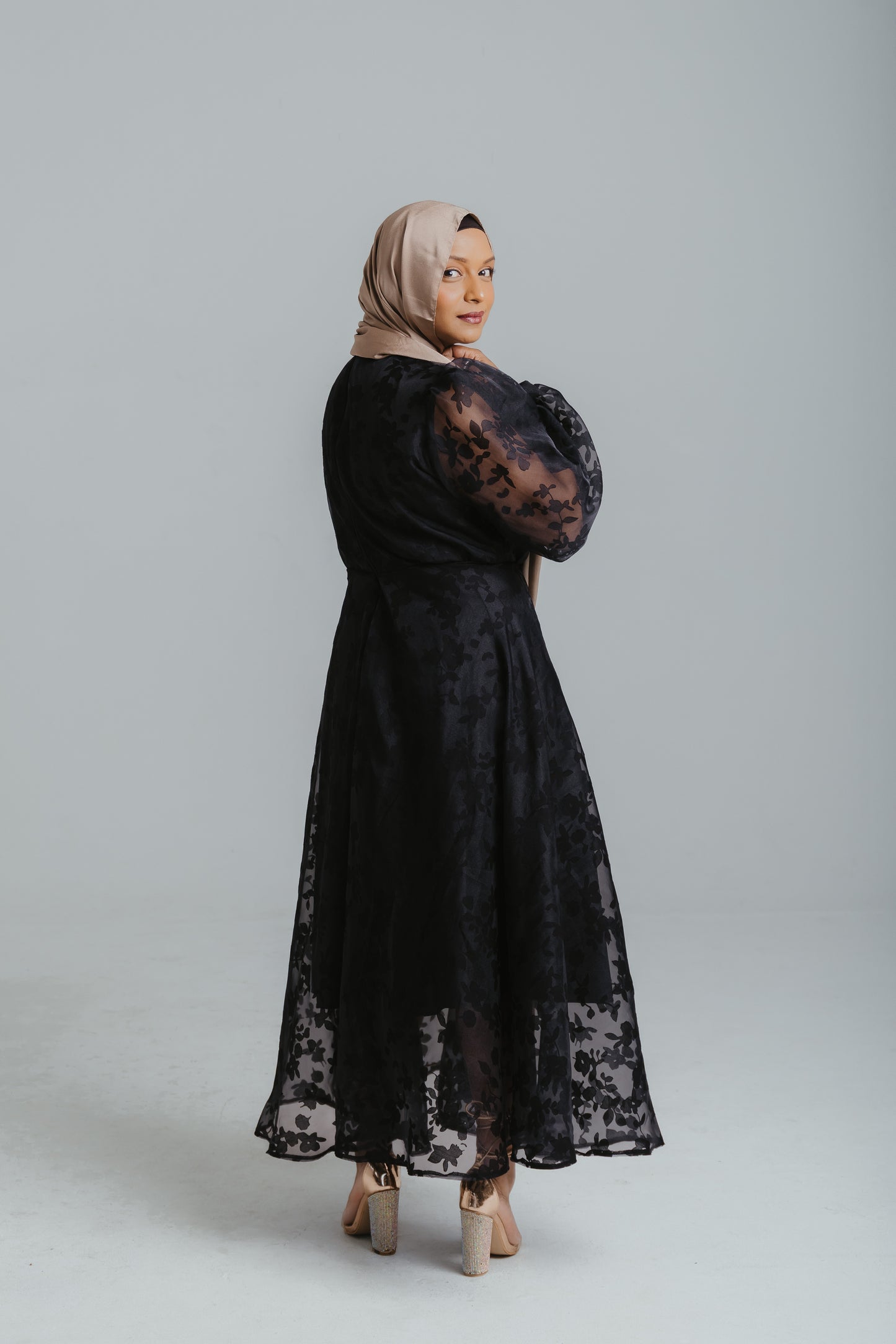 ARIA- BLACK